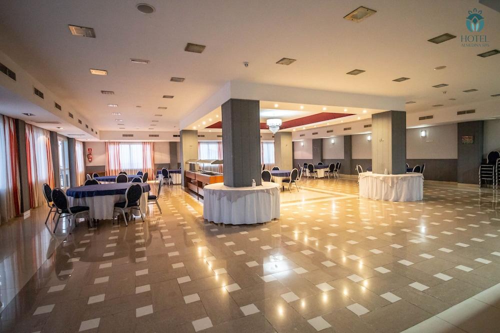 Hotel Ath Al Medina Wellness ภายนอก รูปภาพ